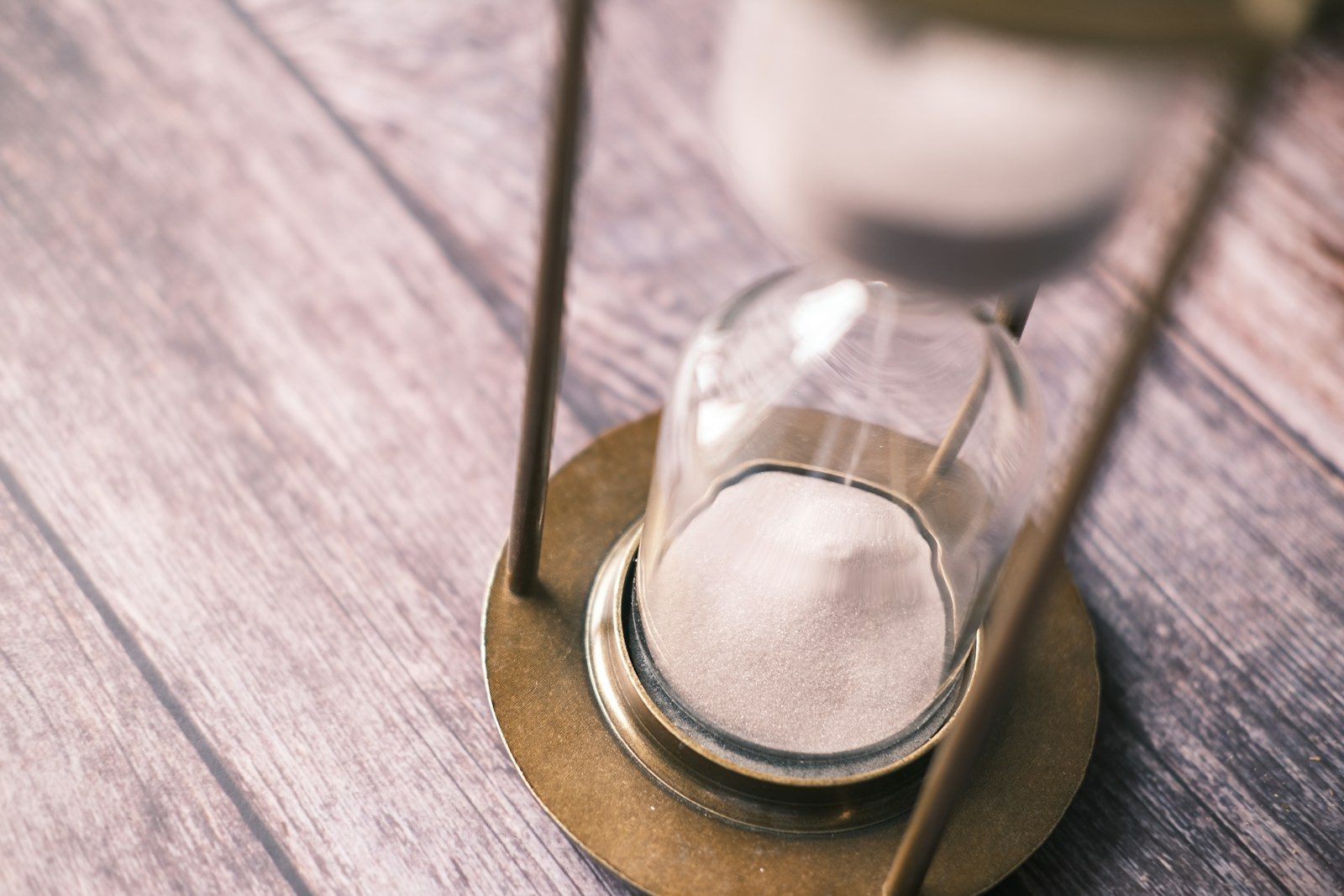 Counting Down the 10 Days: A Day by Day Breakdown of a Cash Closing